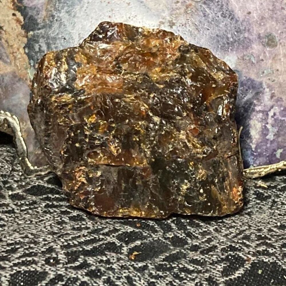 Large natural amber stone